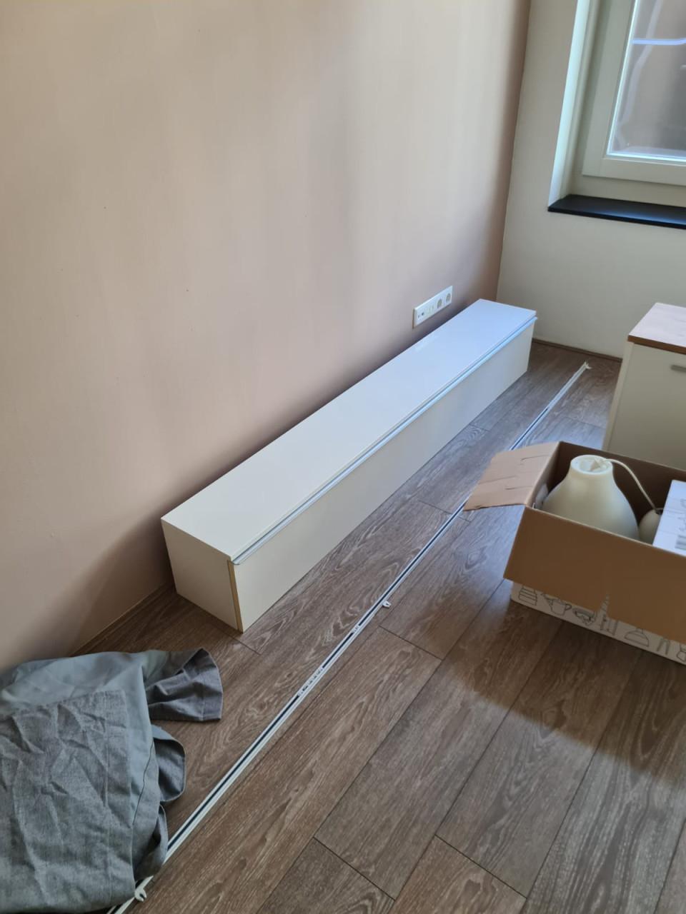 IKEA TV meubel / wandmeubel kast