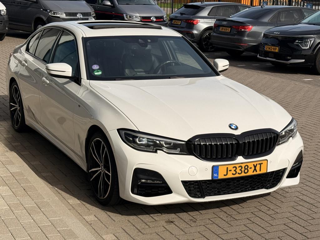 BMW 3-serie 320i high executive edition | harman / kardon | pano | leder | 