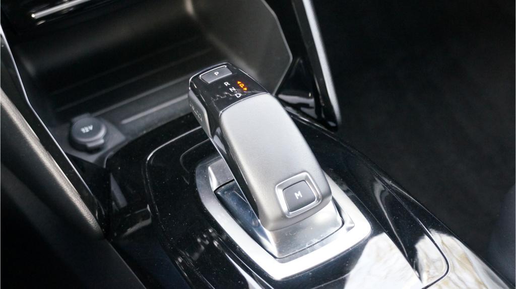 Peugeot 2008 1.2 puretech allure rijklaar incl garantie