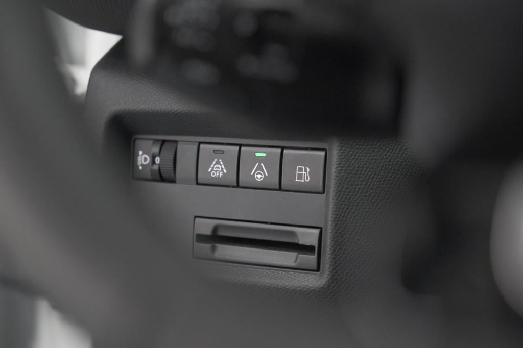 Citroen C5 Aircross 1.6 plug-in hybrid 225 shine | stoelen pakket | dodehoe