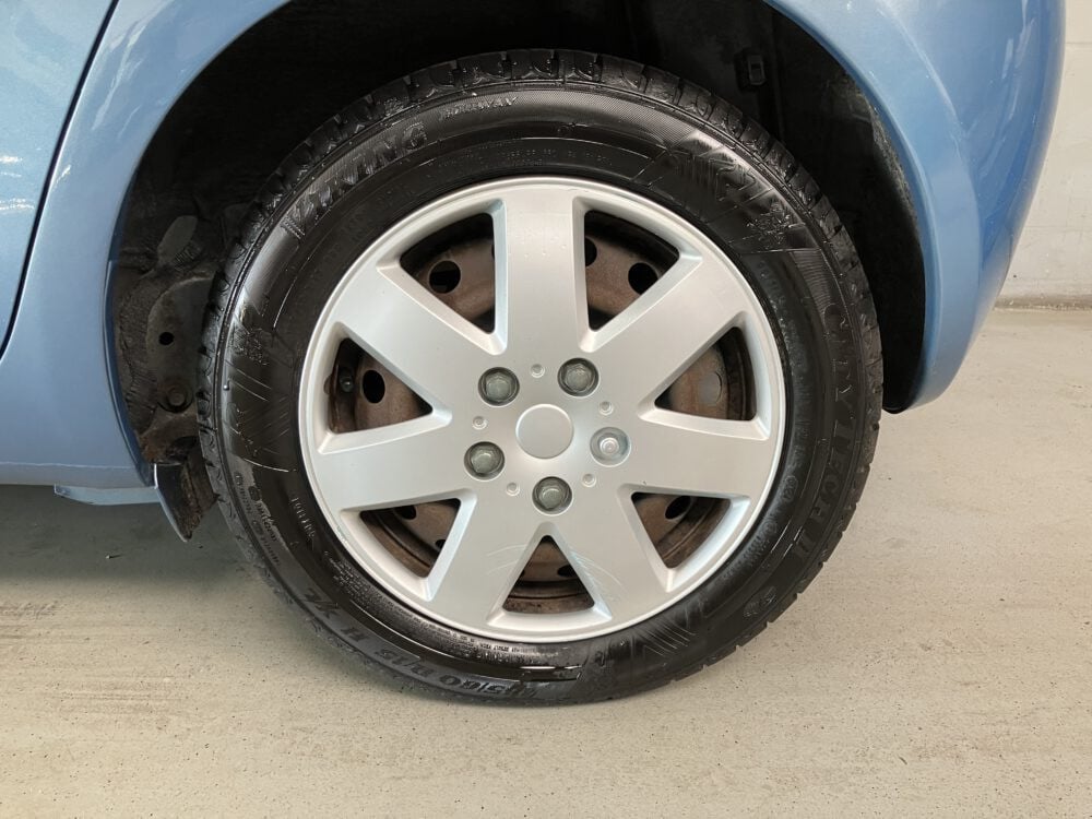 Toyota Yaris 1.3 VVTi Sol