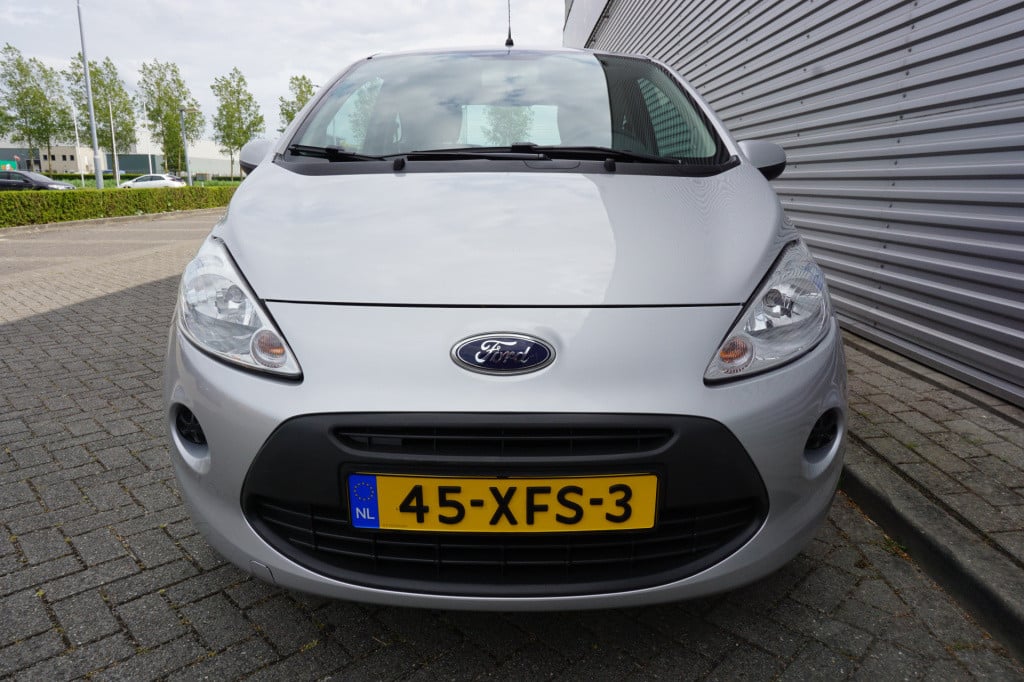 Ford KA 1.2 cool & sound start/stop airco / elektr. ramen / nap