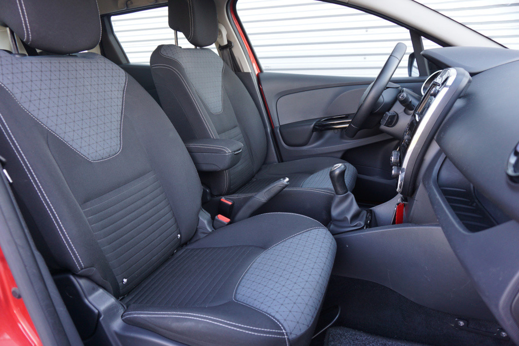 Renault Clio estate 0.9 tce dynamique climate / navi / cruise / elektr. ram