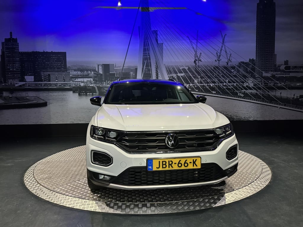 Volkswagen T-roc 1.5 tsi sport *pano*acc*camera*