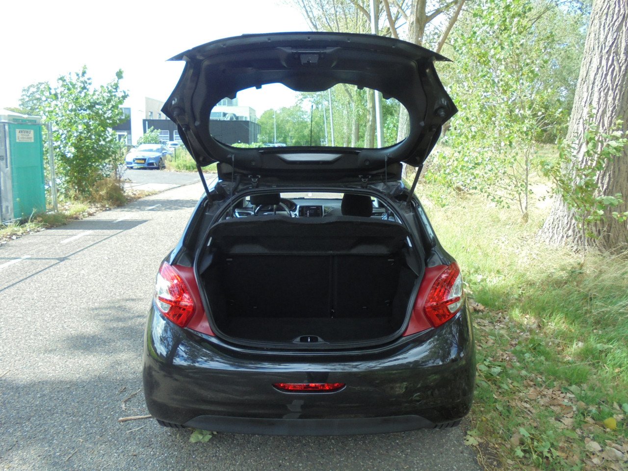 208 1.2 VTi Allure Apk juli 2026 met N.A.P nette mooie auto € 2995