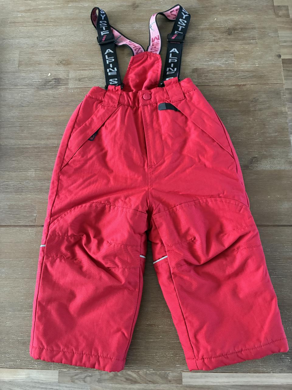 Te koop: mooi nieuw skibroekje mt 86. €7,50