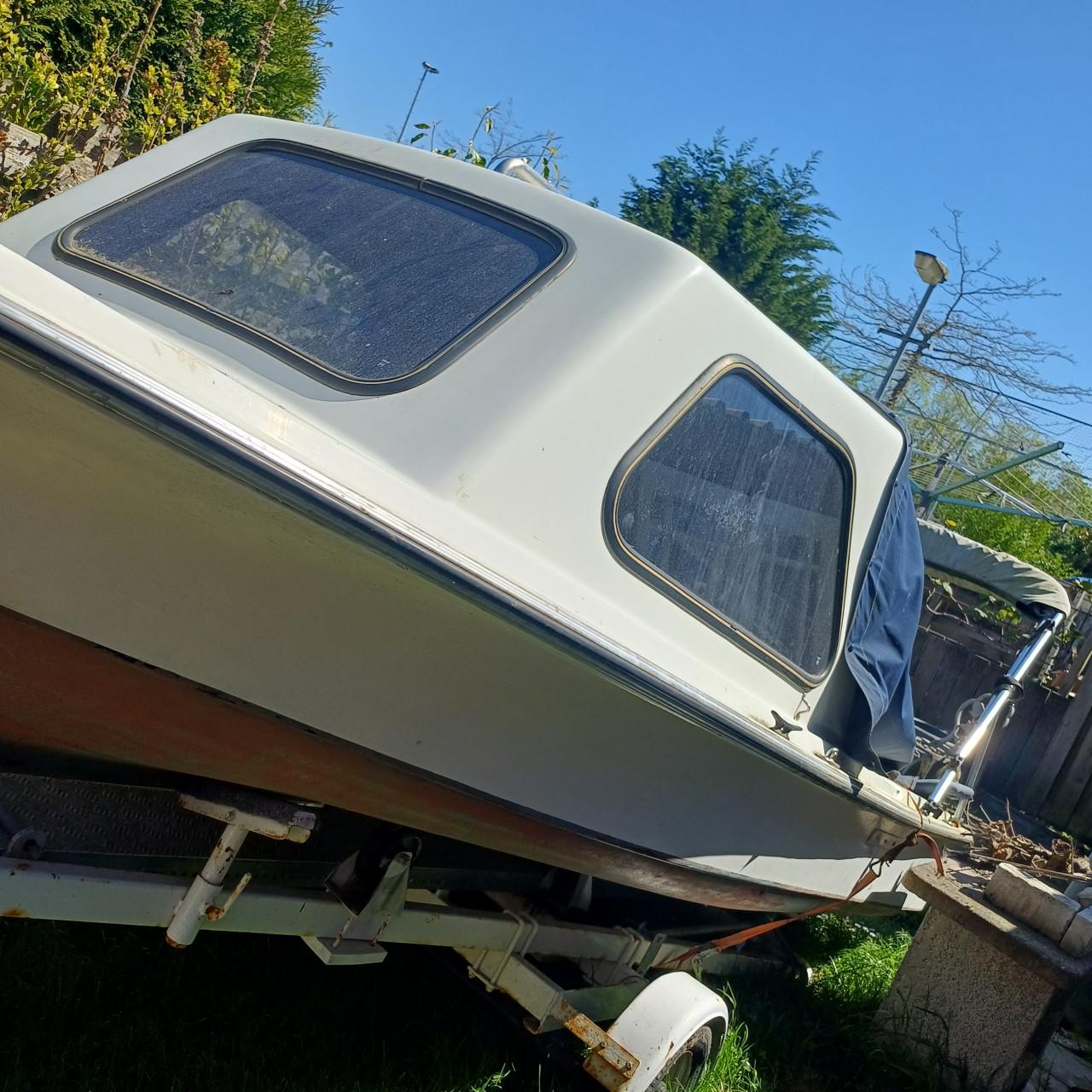 Boot met trailer zonder motor