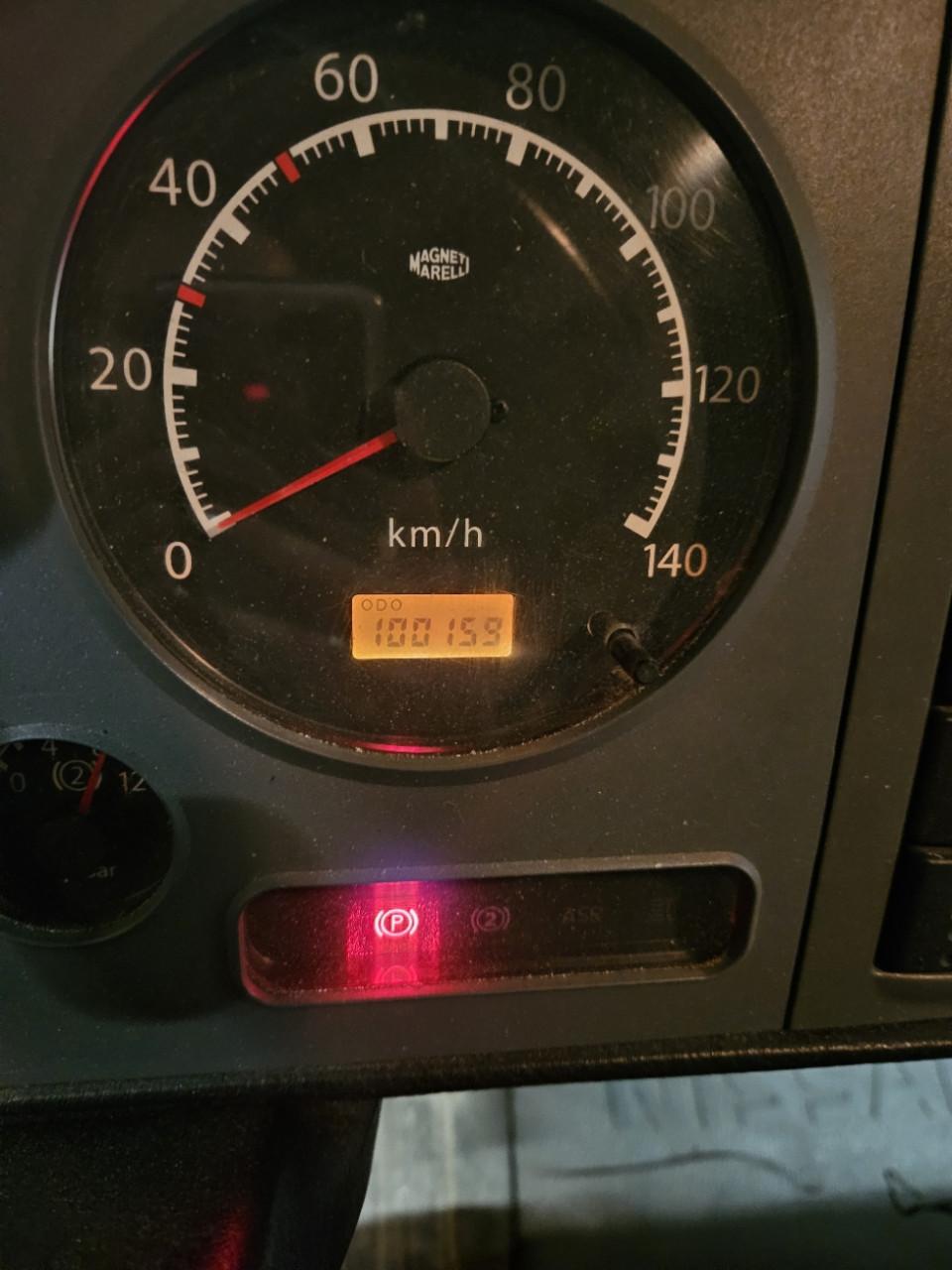 Nissan Atleon 185pk Laadklep 1250kg