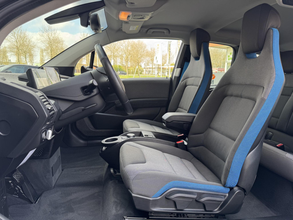 BMW I3 dark shadow edition 120ah 42 kwh | navigatie | camera | adapt. cruis