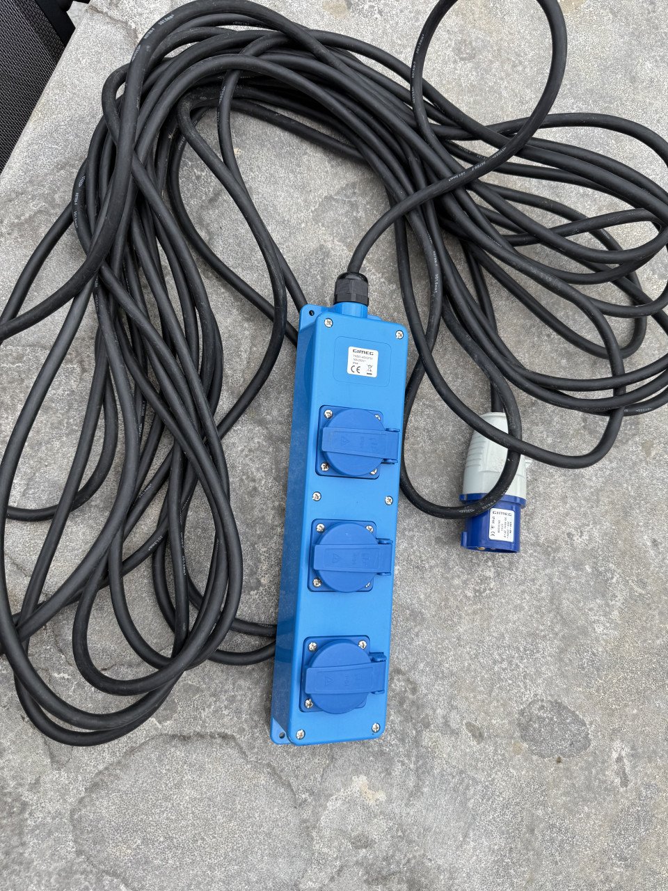 GIMEG CEE STEKKERDOOS MET 20 m kabel