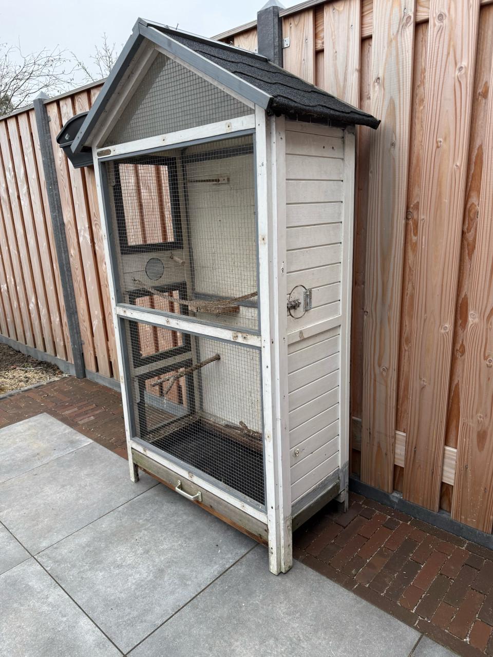 Vogelkooi/volière met alle plexiglas