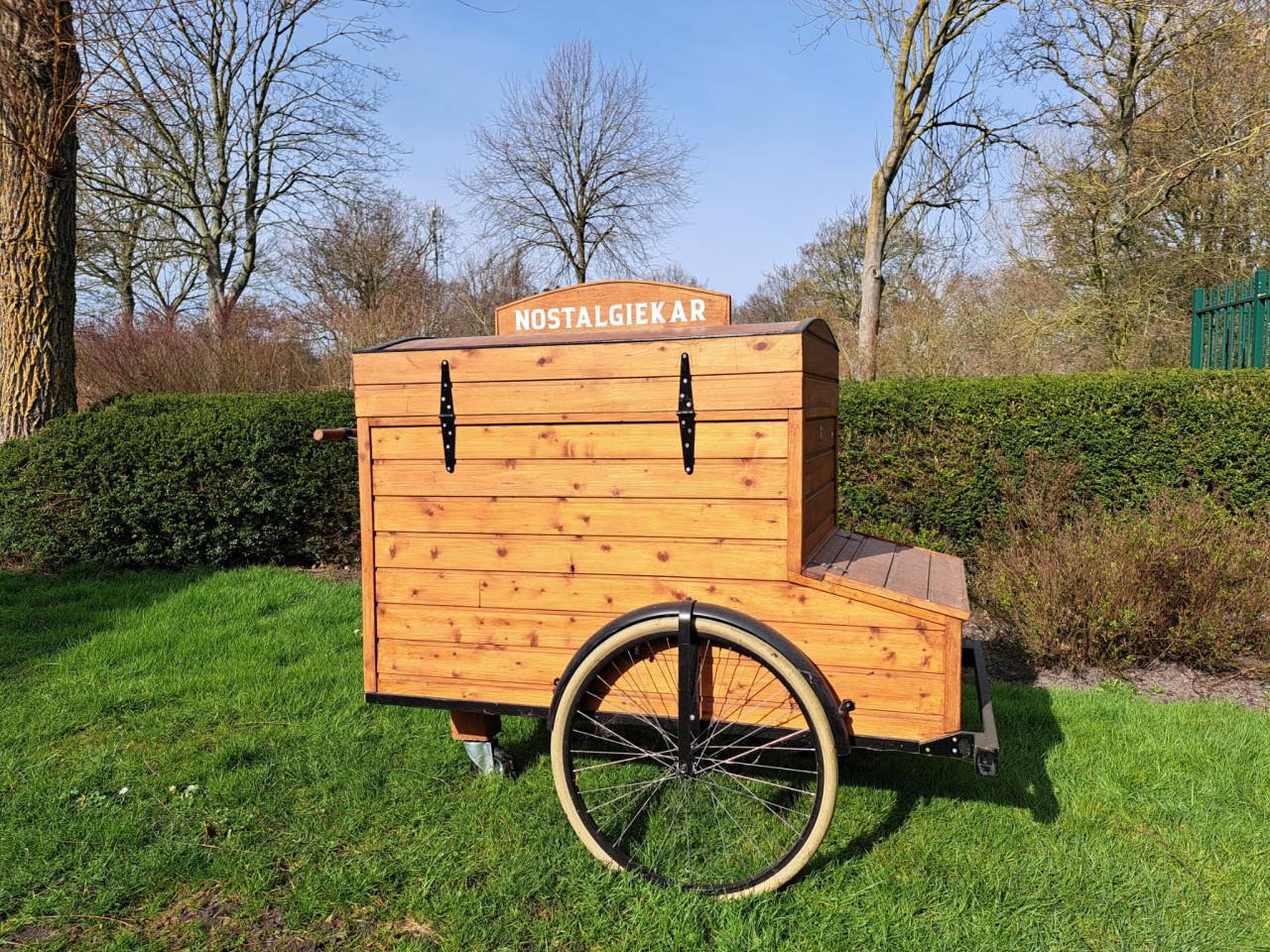 Grote "bakkerskar" leuk als bloembak...