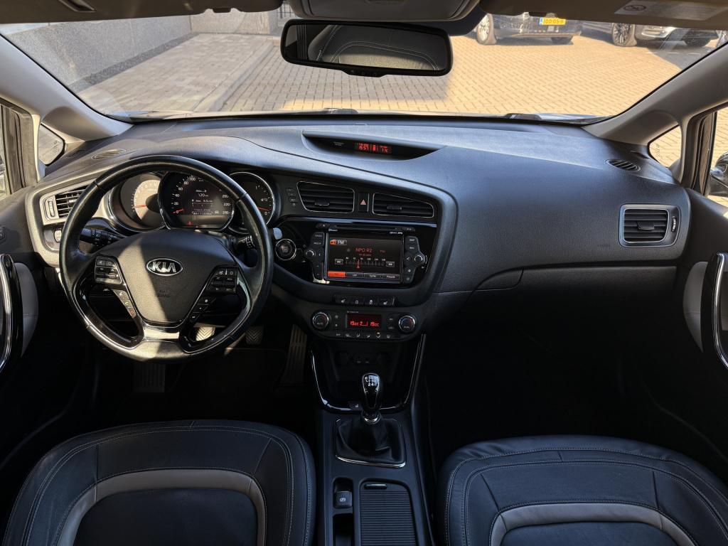 Kia Cee'd 1.6 gdi super pack premium | leder | stoel/stuur verwarming | acc