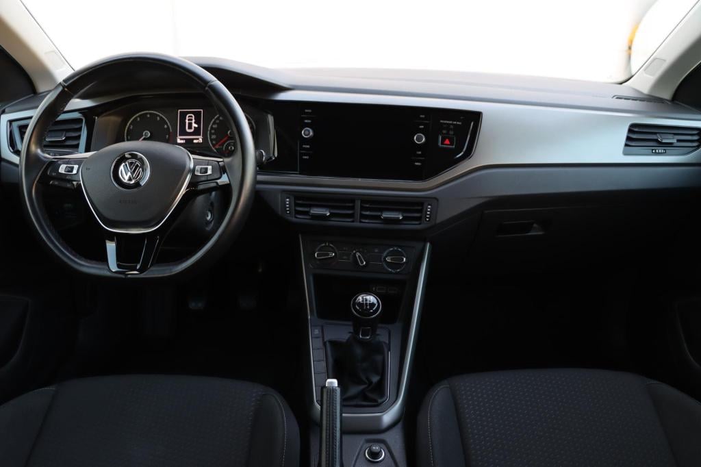 Volkswagen Polo 1.0 mpi comfortline | executive | 80pk