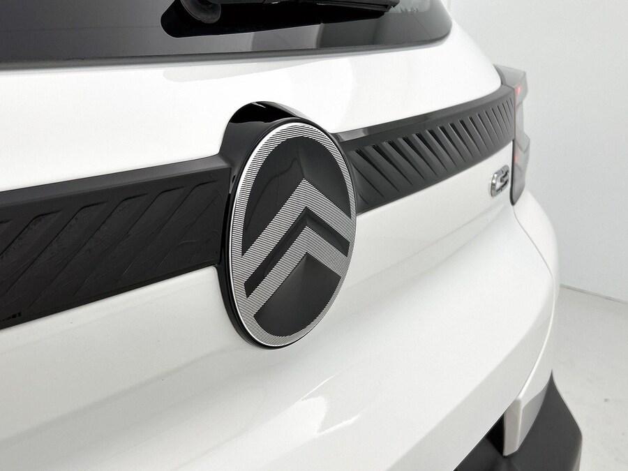 Citroen C3 turbo 100pk plus | rijklaar | apple carplay | 17" wielen | dakra