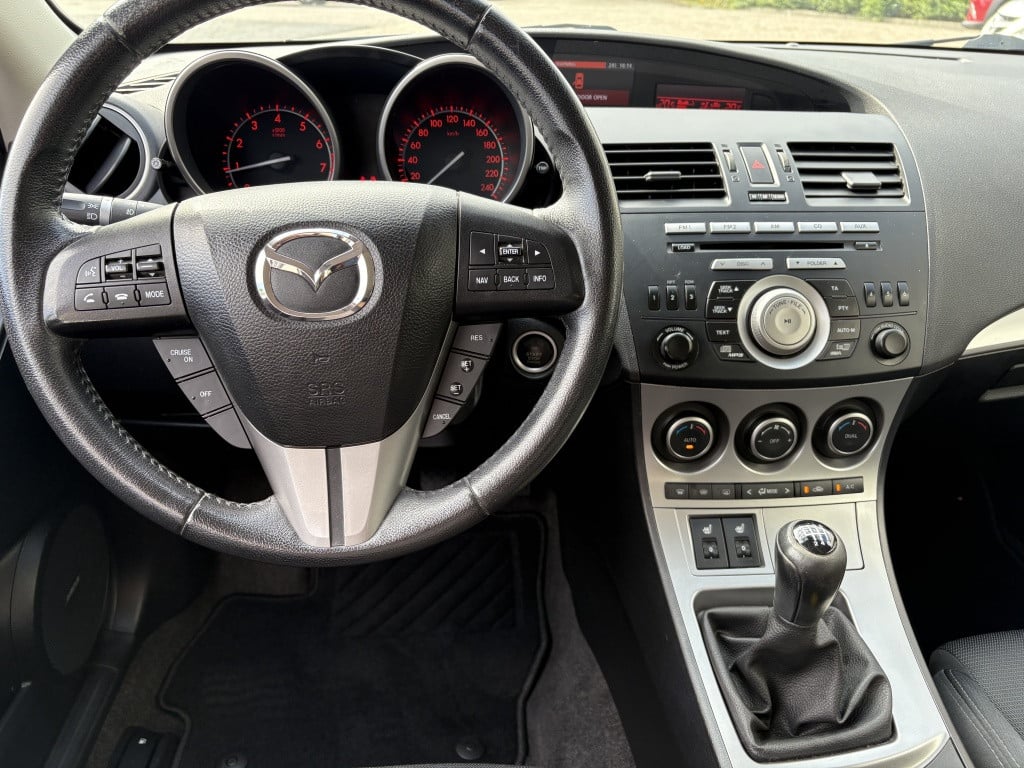 Mazda 3 2.0 disi gt-m bose 12 mnd bova garantie trekhaak
