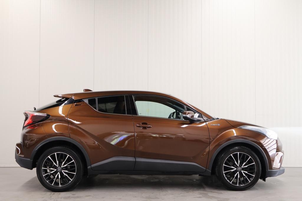 Toyota C-hr 1.8 hybrid premium