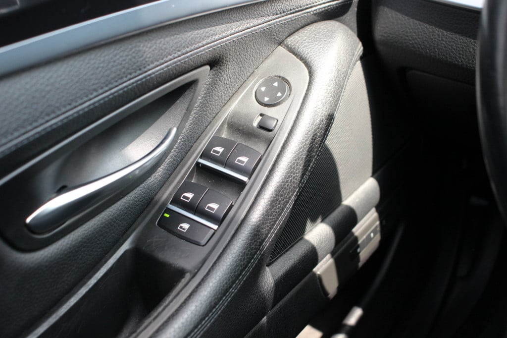 BMW 5 Serie touring 523i high executive | leder | memory | pano | dealer on