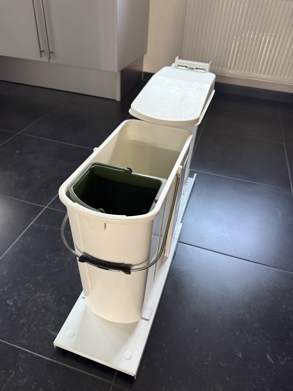 Hailo inbouw pedaalemmer