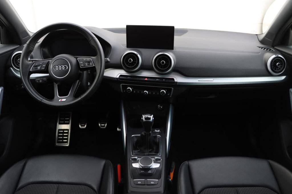 Audi Q2 30 tfsi s-line edition 110pk