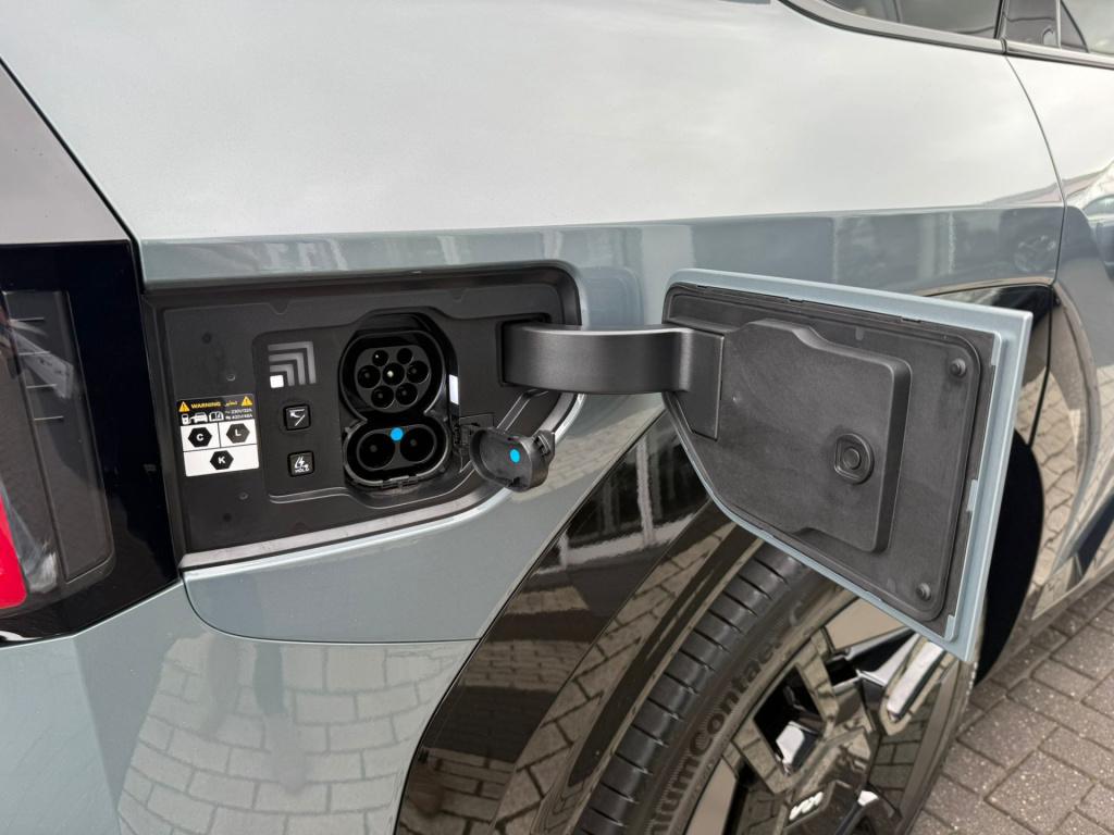 Kia Ev9 gt-line awd 99.8 kwh | premium audio | 7 zits | schuif kantel dak |