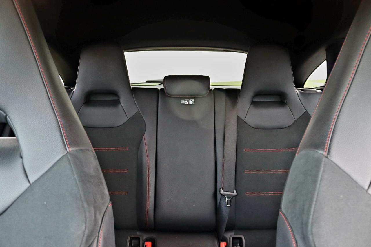 Mercedes-Benz CLA 220 AMG-line shooting brake DEALER ONDERHOUDEN