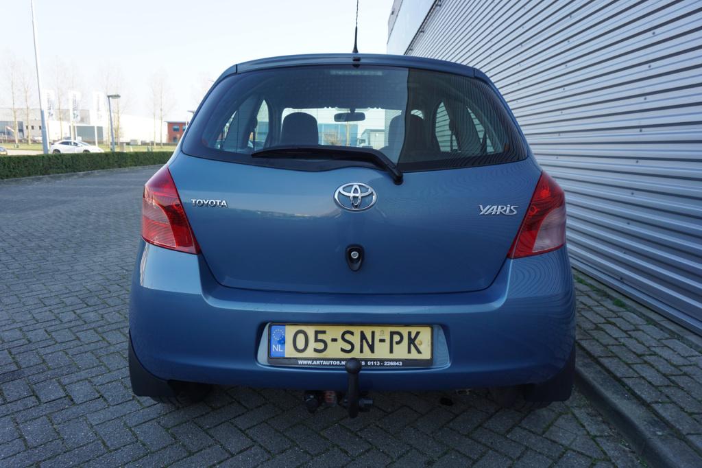 Toyota Yaris 1.0 vvti terra elektr. ramen / trekhaak / nap