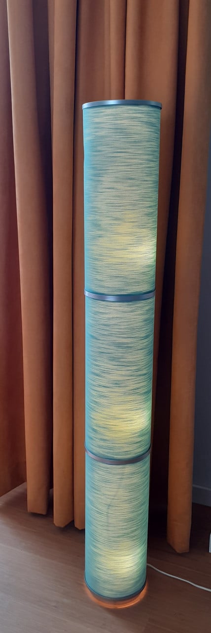 Turquoise staande kamp