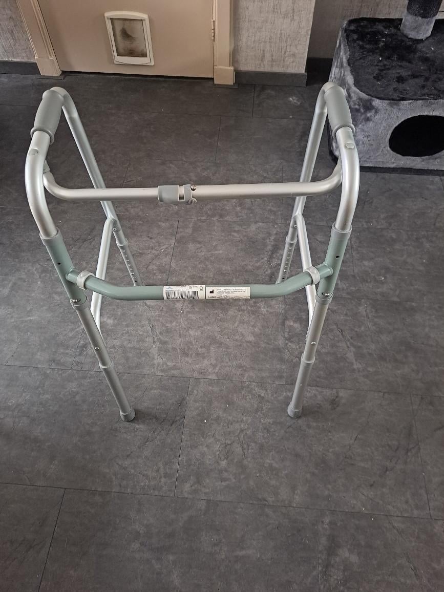 OPVOUWBAAR LOOPREK MET EXTERN OPKLIKBAAR ZITGEDEELTE