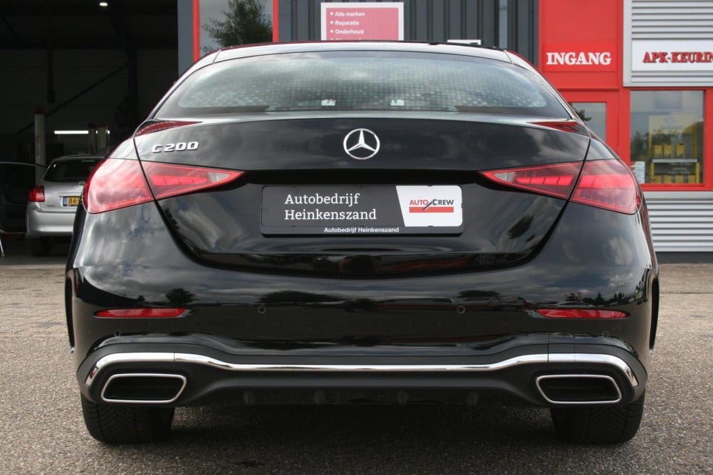 Mercedes-Benz C-Klasse 200 amg line