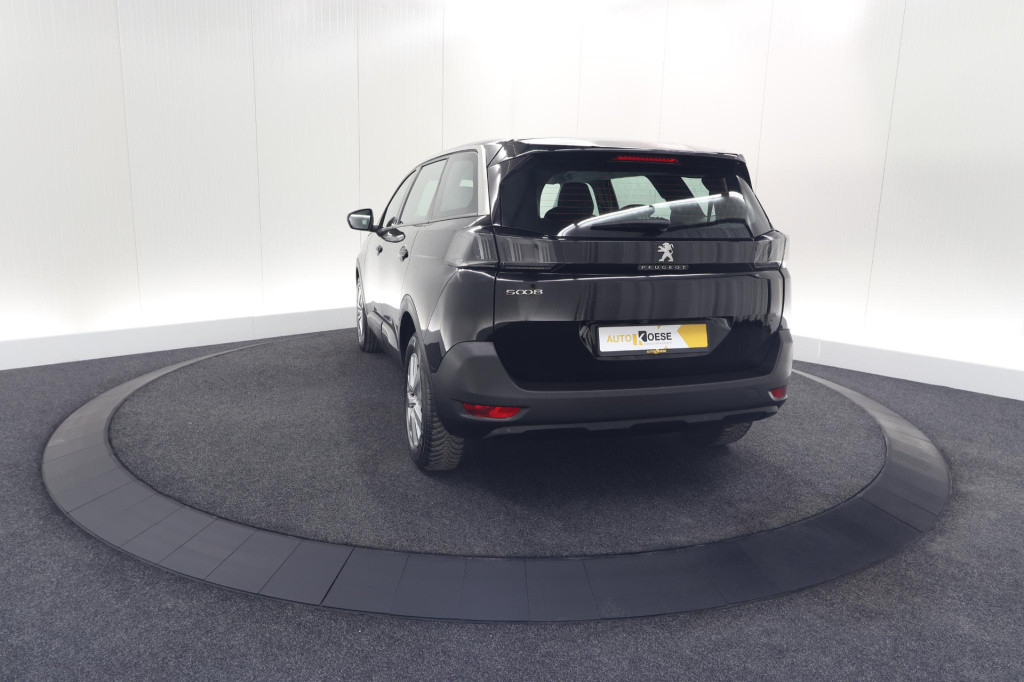 Peugeot 5008 puretech 130 eat8 active | 7 zitplaatsen | camera | navigatie 