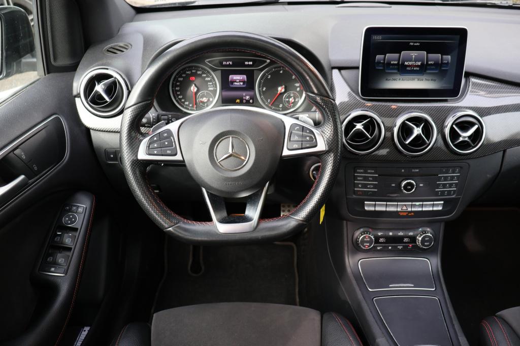 Mercedes-Benz B-Klasse 200 d amg line prestige l panoramadak l distronic l 