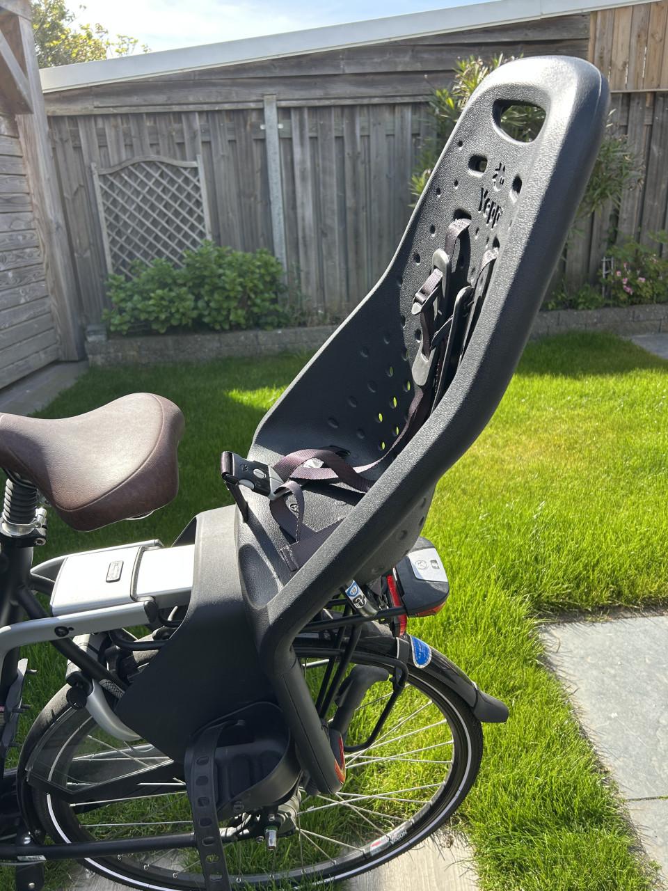Yepp fietsstoeltje achter, zwart