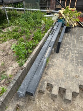 2x schuttingpaal beton antraciet 10x10x280