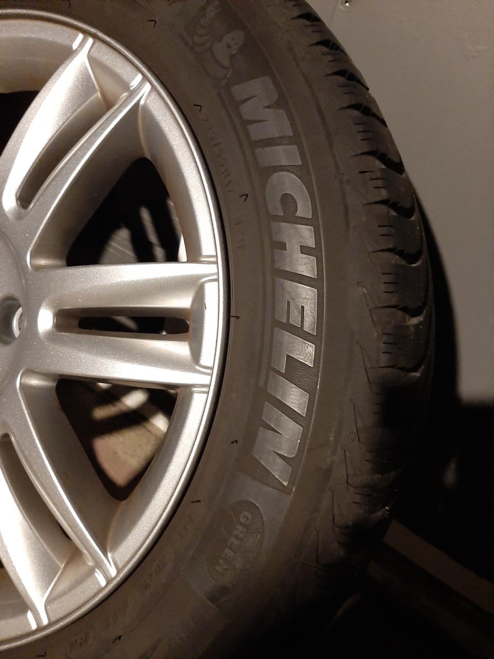 Winterbanden op lm velgen Renault Espace