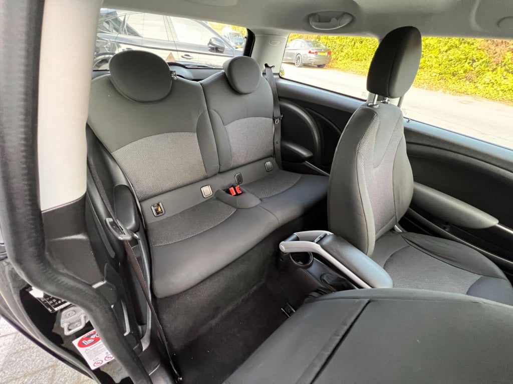 Mini One 1.4 anniversary business