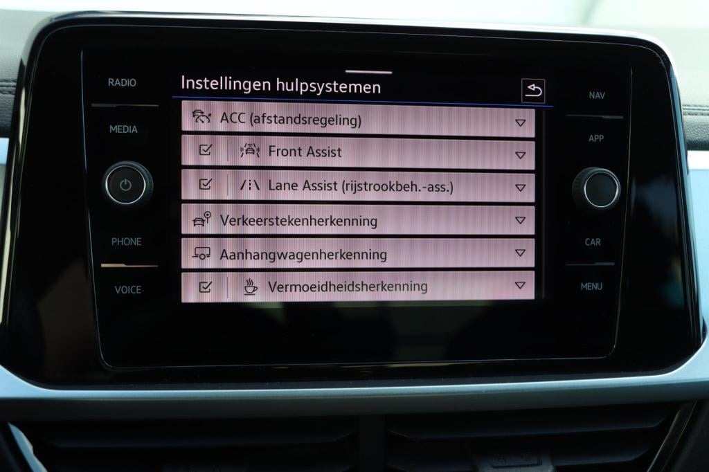 Volkswagen T-roc 1.5 tsi life 150pk dsg7