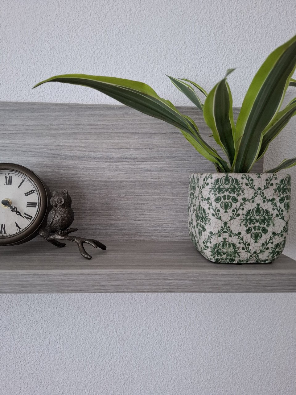 Tv kast + bijbehorende wandplank