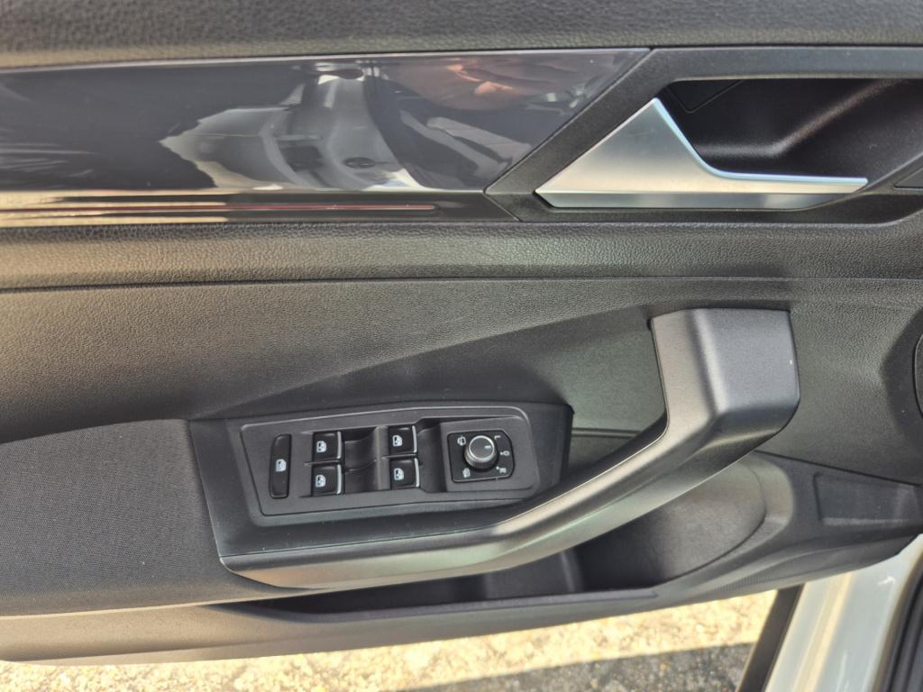 Volkswagen T-roc 1.0 tsi sport 85kw / 115pk