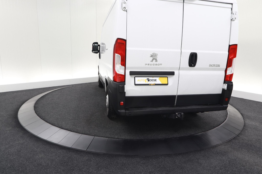 Peugeot Boxer 330 2.2 bluehdi 120 l1h1 premium | trekhaak | camera | betimm