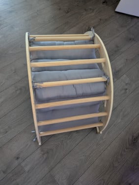 Houten klimrek/schommelbak