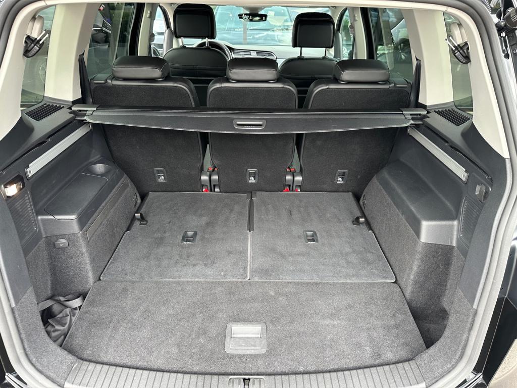 Volkswagen Touran 1.5 tsi comfortline 7-persoons | keyless | navi | camera 