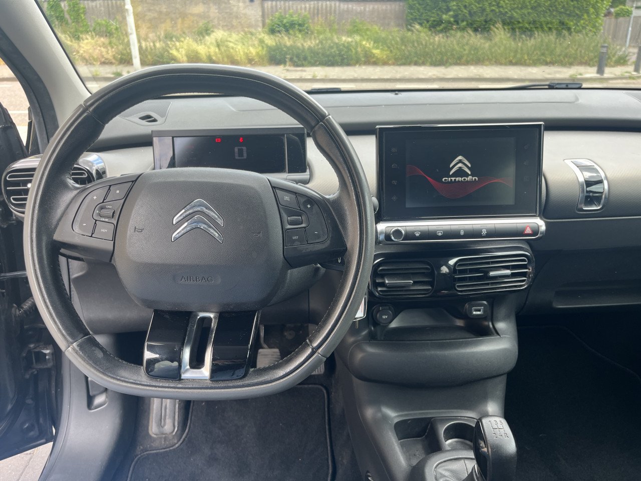 Citroen c4 cactus 1.2 shine puretech airco navi camera cruise ct