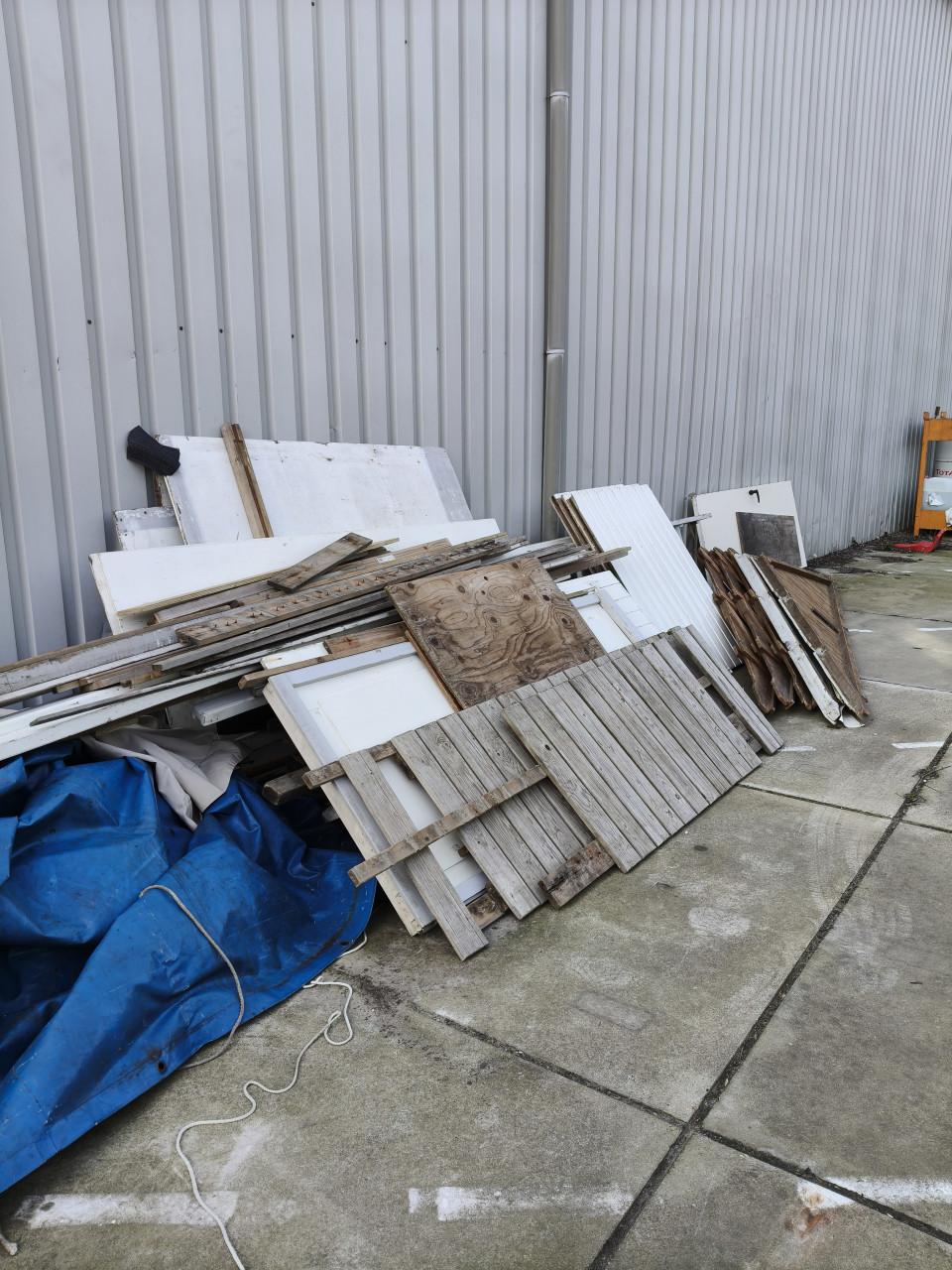 Diverse hout gratis!