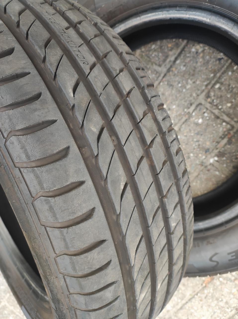 Twee stuks General Altimax One S zomerbanden 205/60 R15 91H
