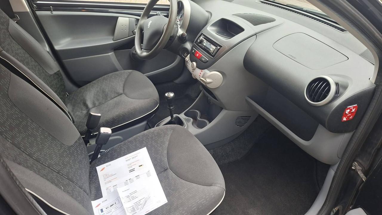 Peugeot 107 1.0 12v Sublime 5deurs bj: 2009 airco apk 2027