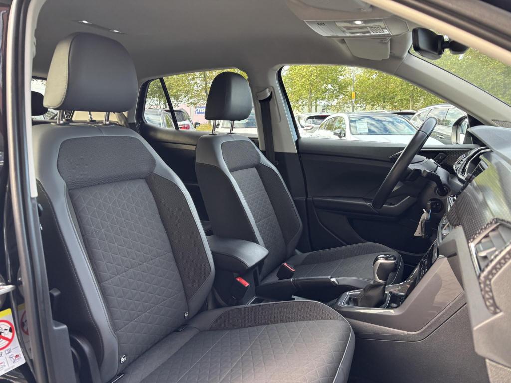 Volkswagen T-cross 1.5 tsi style afneembare trekhaak!