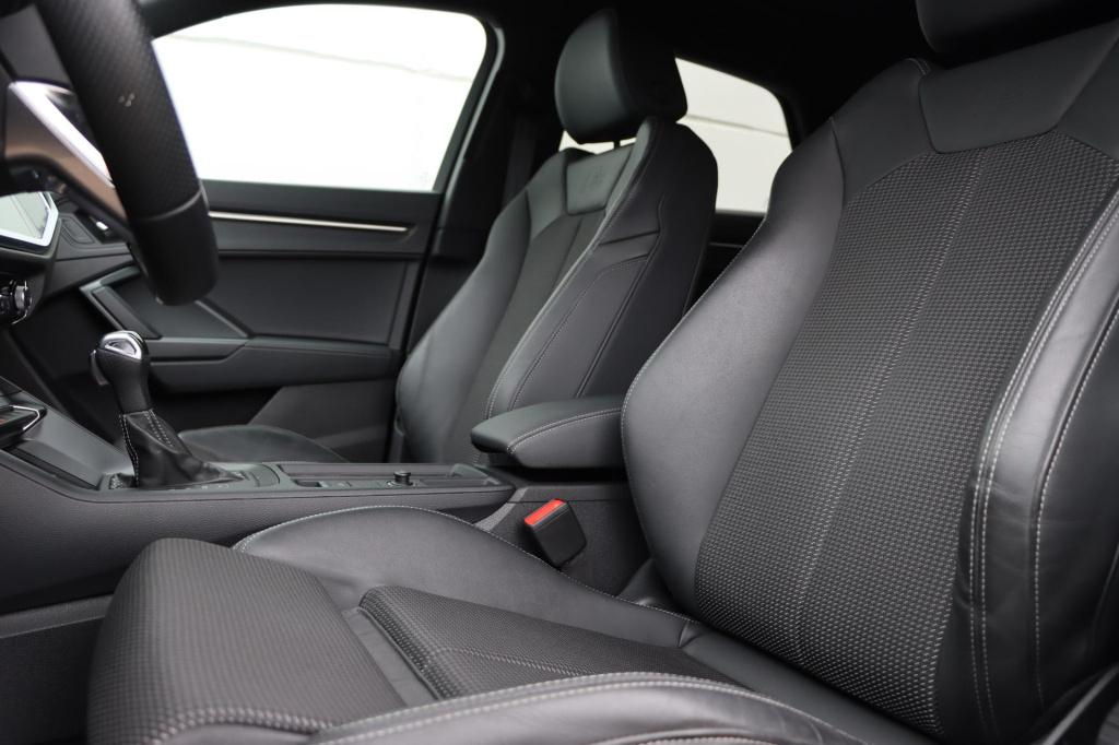 Audi Q3 sportback 45 tfsi e s edition 245pk s tronic | soh 99% |