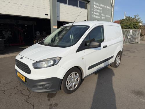 Ford Transit Courier 1.5 Tdci 55KW 2017 EURO 6 AIRCO NAP ! ! !