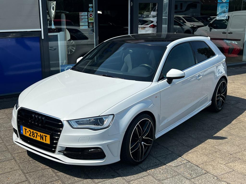 Audi A3 1.4 tfsi s-line ambition, div. extra's